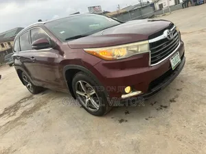 Toyota Highlander 2015 Purple