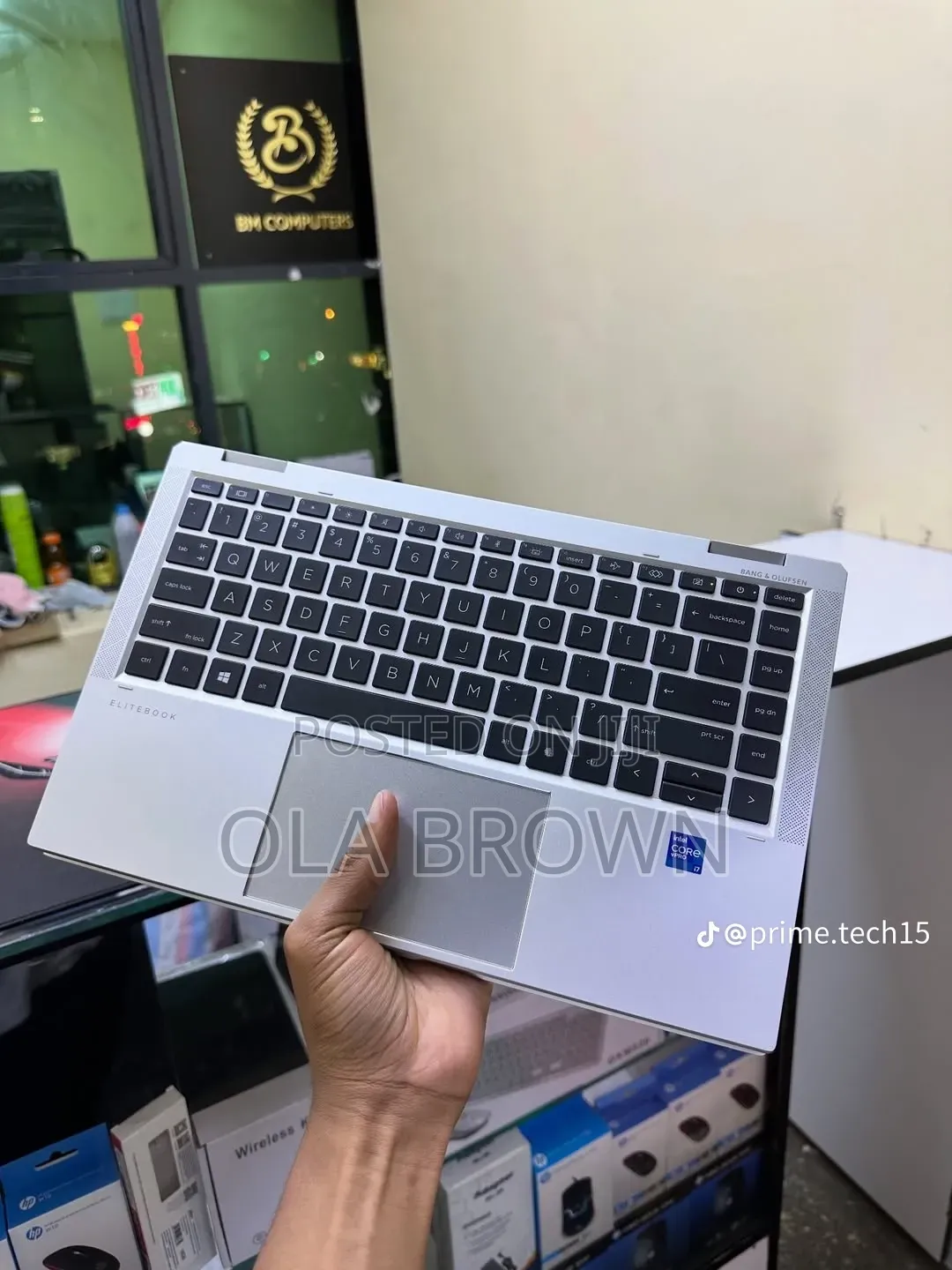 Laptop HP EliteBook 1040 G8 16GB Intel Core i7 SSD 512GB