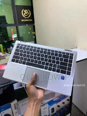 Laptop HP EliteBook 1040 G8 16GB Intel Core i7 SSD 512GB