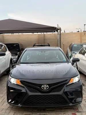 Toyota Camry 2018 Black
