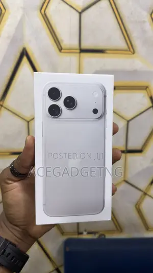 New Apple iPhone 18 Pro Max 512 GB Silver