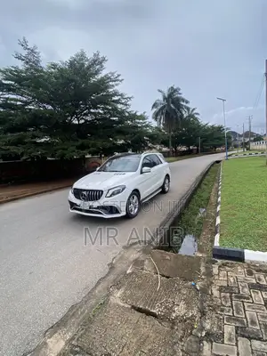 Mercedes-Benz M Class 2012 White