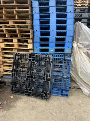 110x110cm by 150mm Durable Plastic Pallet