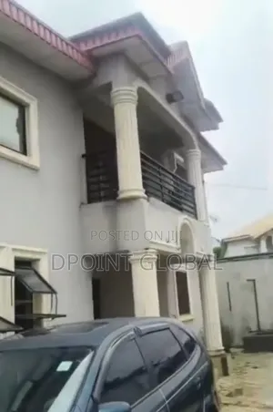 11bdrm Block of Flats in In Estate, Ejigbo / Ejigbo for sale