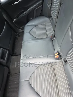 Toyota Camry SE (2.5L 4cyl 8A) 2019 Gray