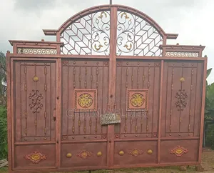Inbuilt 14ft Gate