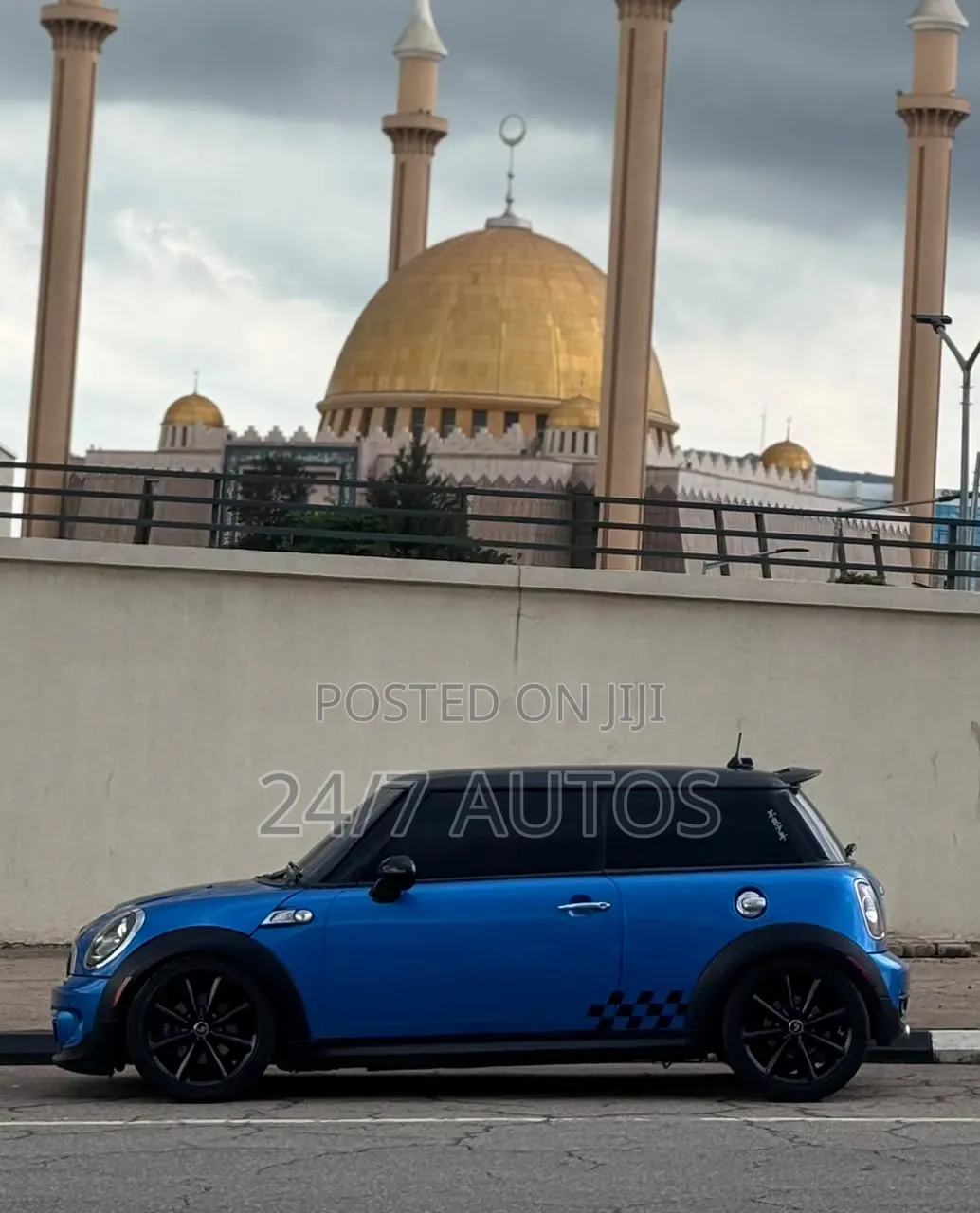 Mini Cooper 2013 Blue