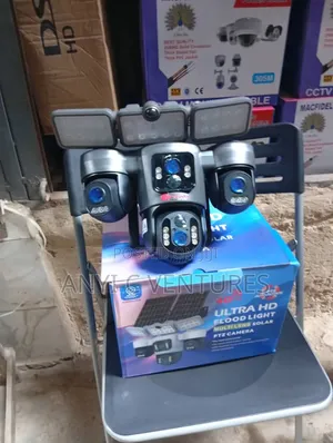 Four Len's Solar CCTV Camera With Flood Light
