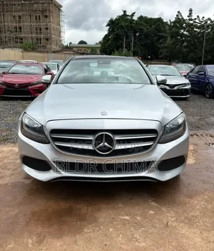 Mercedes-Benz C300 2016 Silver