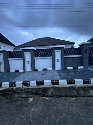 3bdrm Bungalow in Efab Estate, Gwarinpa for sale