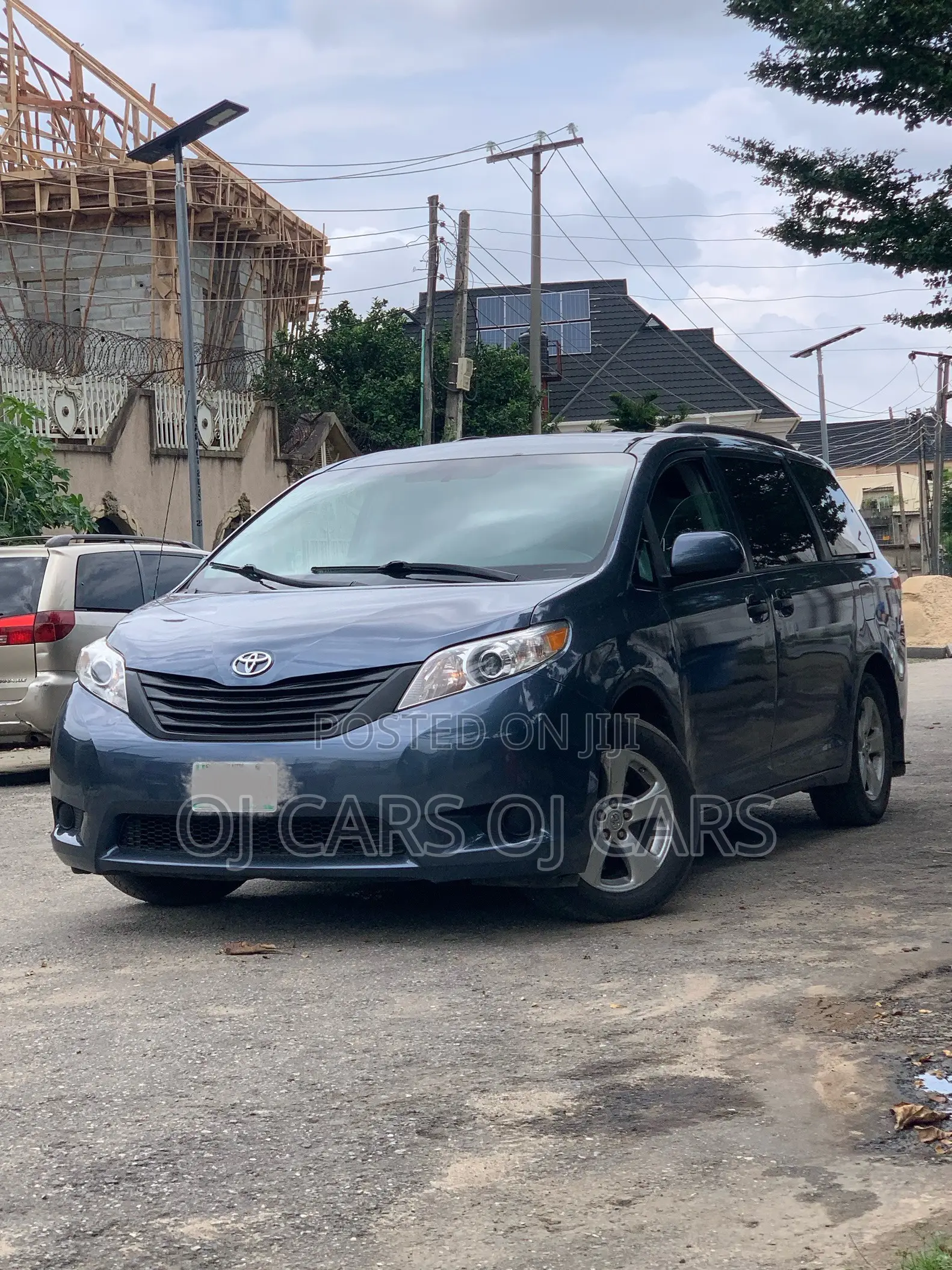 Toyota Sienna 2013 Blue