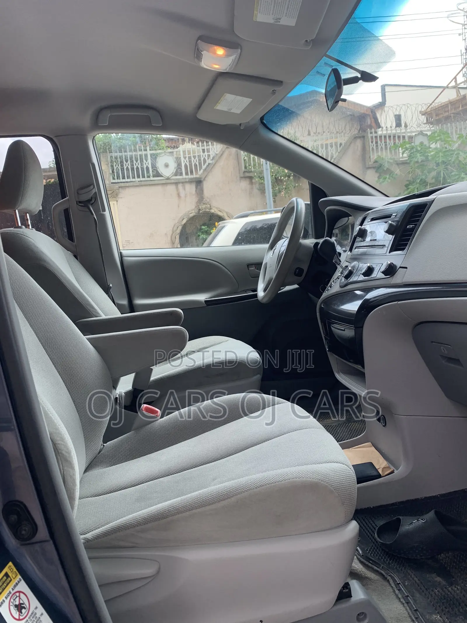 Toyota Sienna 2013 Blue