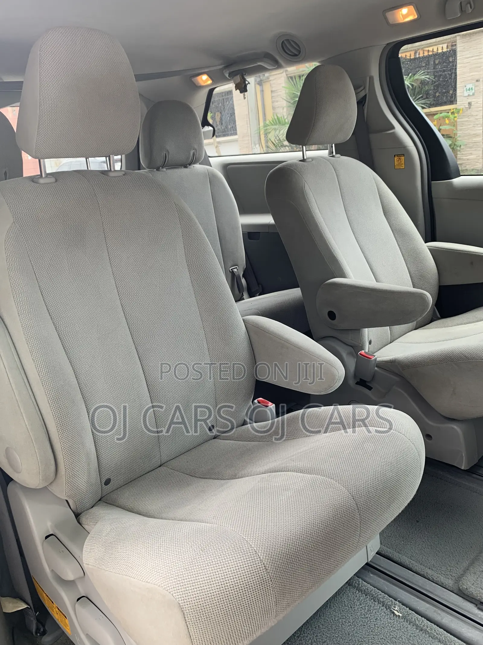 Toyota Sienna 2013 Blue