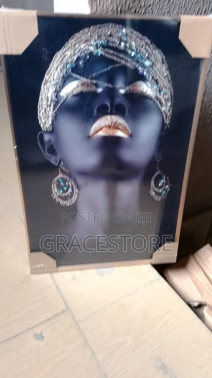 Lady Design Wall Frame -50x70cm