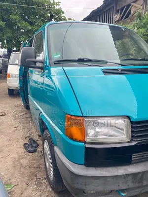 Volkswagen Transporter 2002 Green