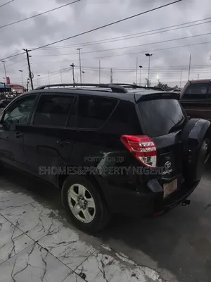Toyota RAV4 2010 Black