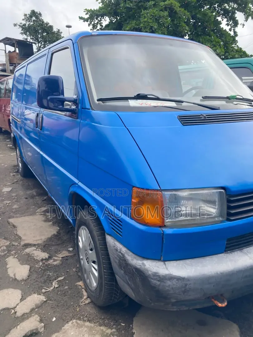 Volkswagen Transporter 2002 Blue