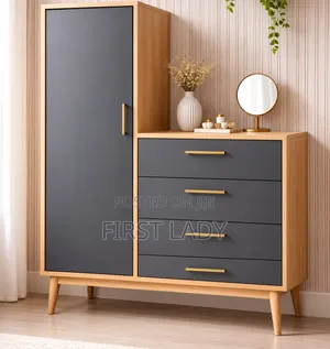 High Quality Watdrob With 3 Drawers