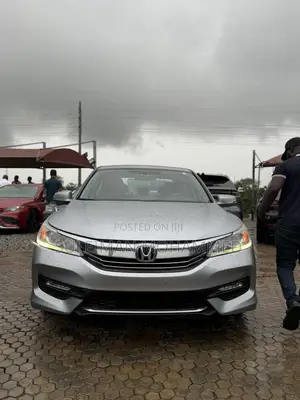 Honda Accord EX-L 4dr Sedan FWD (2.4L 4cyl 2A) 2017 Silver