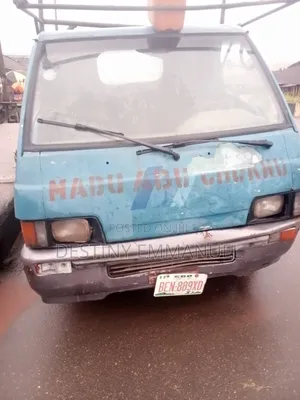 Mitsubishi Dyna Truck