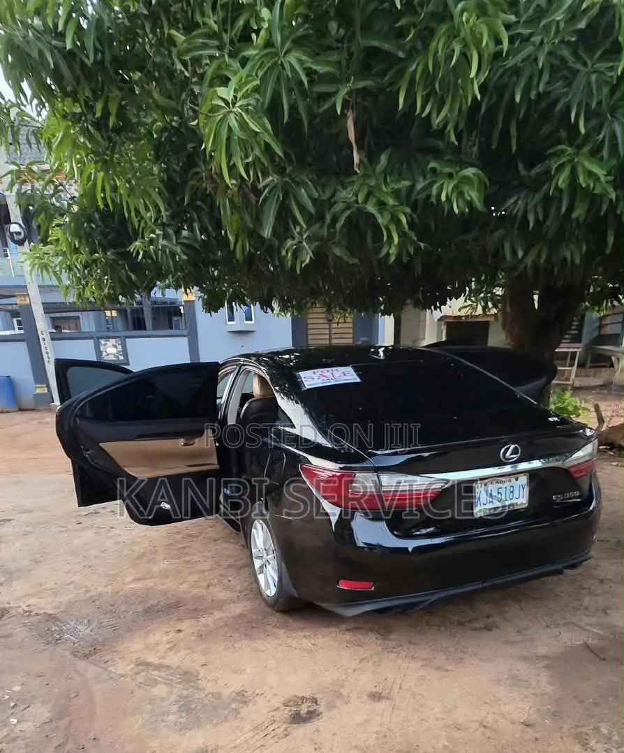 Lexus ES 2016 Black