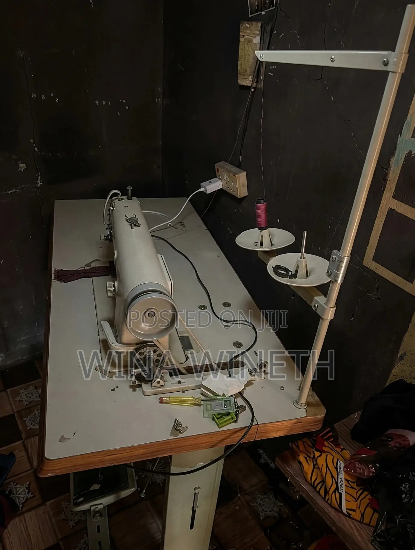 Industrial Sewing Machine