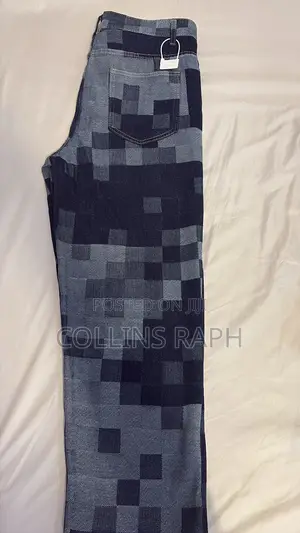 Stylish Men’s Blue and Black Patterned Jeans
