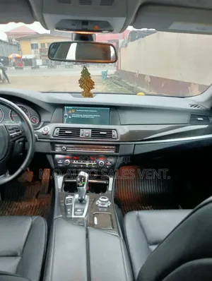 BMW 528i 2012 Black
