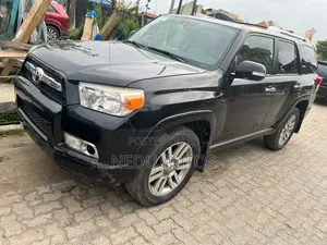 Toyota 4-Runner 2011 Black