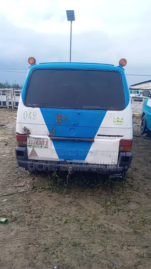 Volkswagen Transporter 2005 White