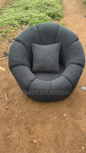 1 Single Chair