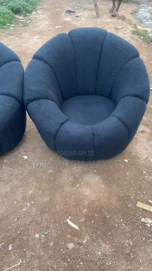1 Single Chair