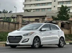 Hyundai Elantra GT 2013 White
