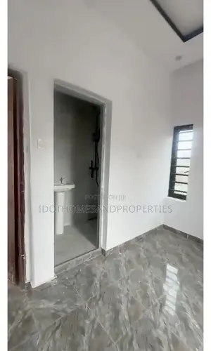 Studio Apartment in Bariga / Shomolu for rent