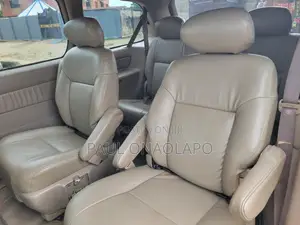 Toyota Sienna 2005 Silver