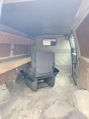 Volkswagen Transporter 2002 White