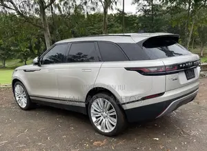 Land Rover Range Rover Velar 2020 Gold