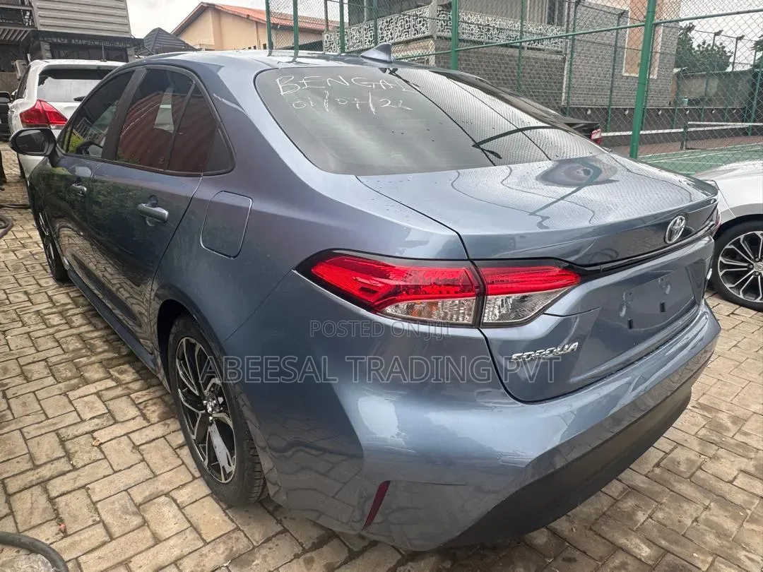 Toyota Corolla LE 2023 Blue