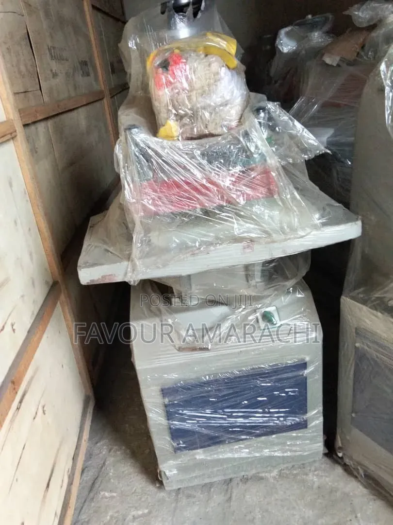 Hydraulic Punching Bag Machine