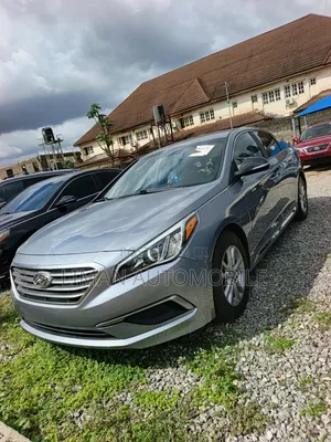 Hyundai Sonata Limited 4dr Sedan (2.4L 4cyl 6A) 2015 Silver