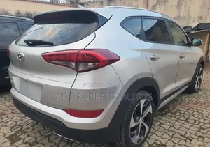 Hyundai Tucson Limited AWD 2018 Silver