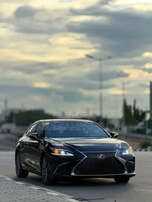 Lexus ES 2019 Black