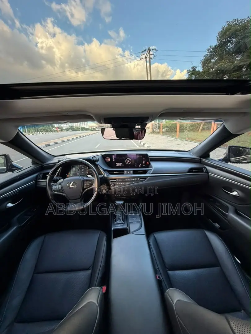 Lexus ES 2019 Black