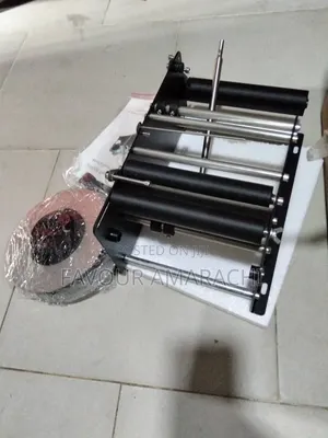 Round Bottle Labelling Machine