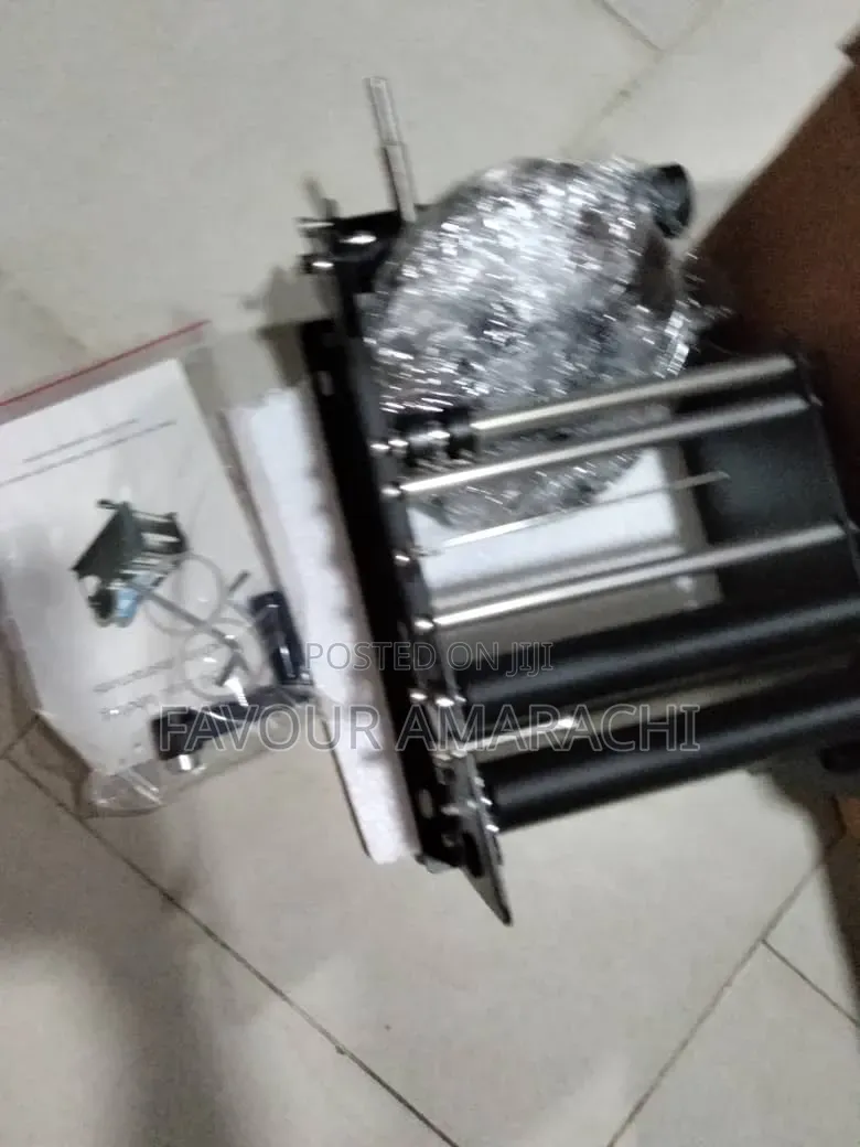 Round Bottle Labelling Machine
