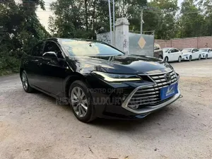 Toyota Avalon 2025 Black