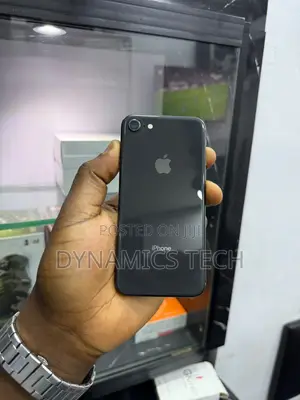 Apple iPhone 8 64 GB Black