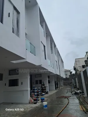 5bdrm Duplex in Ikeja GRA for sale