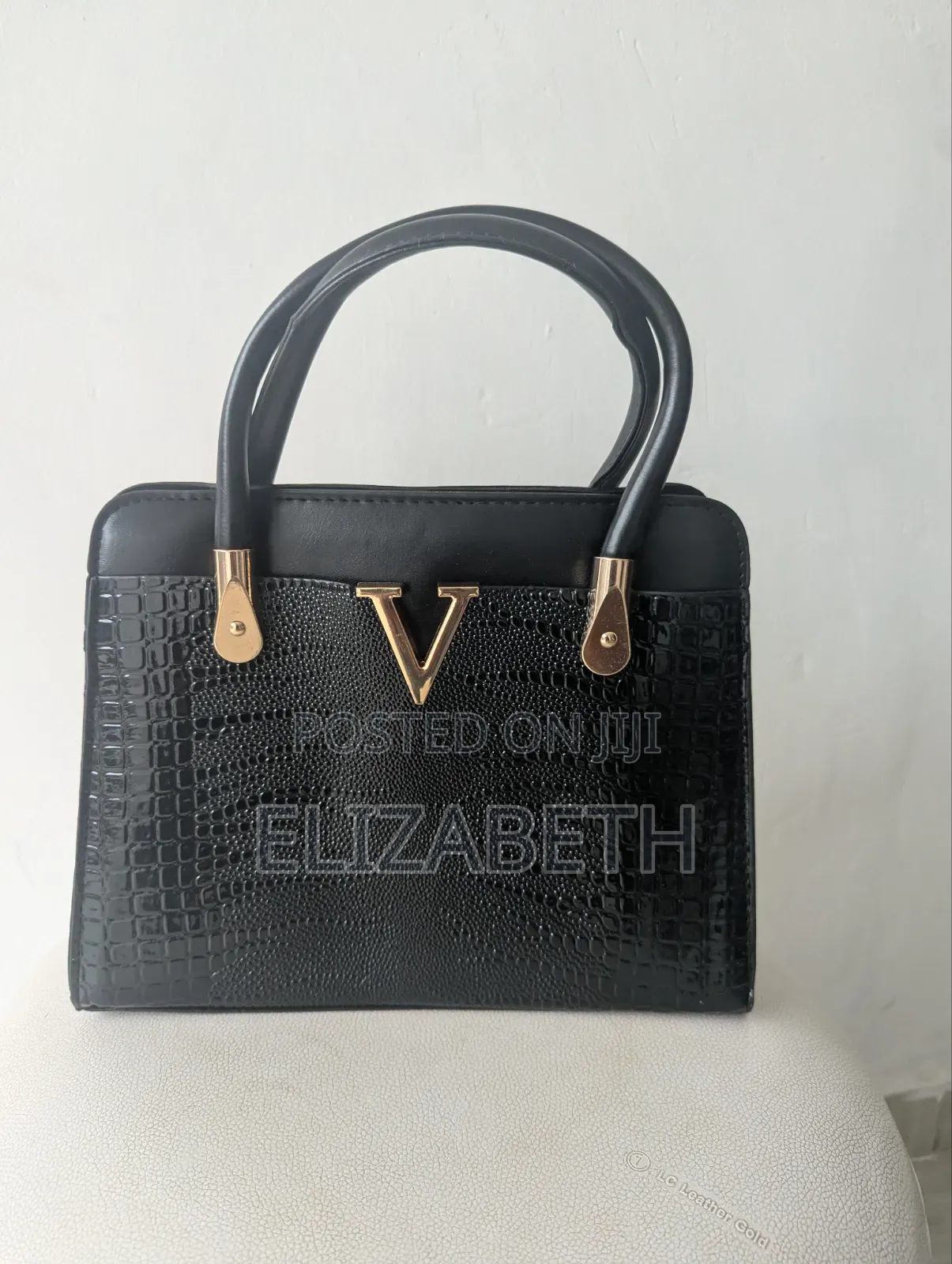 Brand New Classy Croc-Embossed Structured Handbag – Limited Stock