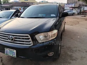 Toyota Highlander Limited 2010 Black